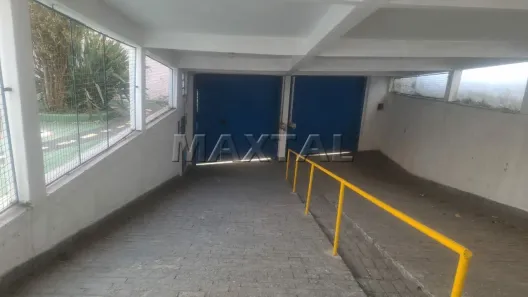 Imóvel Comercial para alugar, 300m² no Vila Ester (Zona Norte), São Paulo