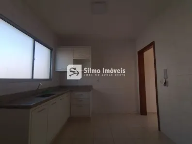 Apartamento com 3 Quartos para alugar, 115m² no Santa Mônica, Uberlândia