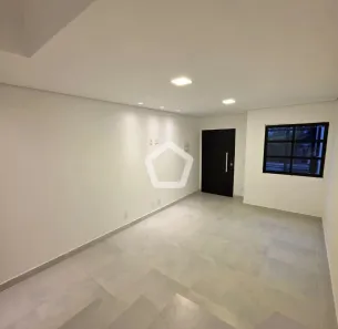 Casa com 3 Quartos à venda, 80m² no Vila Gumercindo, São Paulo
