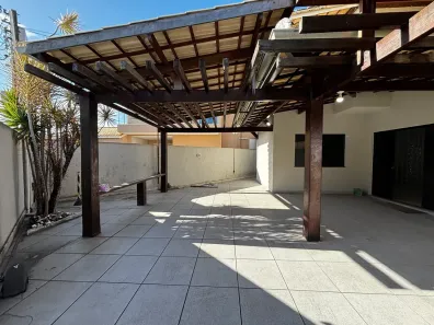 Casa de Condomínio com 4 Quartos à venda, 260m² no Buraquinho, Lauro de Freitas