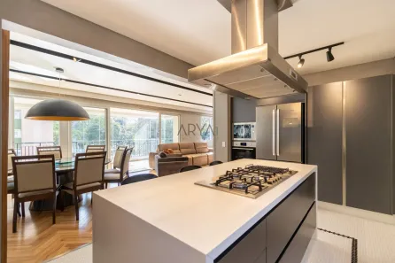 Apartamento com 4 Quartos à venda, 240m² no Água Verde, Curitiba