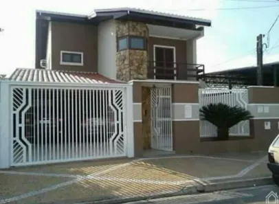 Sobrado com 3 Quartos à venda, 220m² no Parque Virgílio Viel, Sumaré