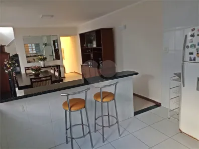 Casa com 4 Quartos à venda, 230m² no Indianópolis, São Paulo