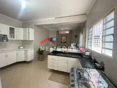 Casa com 4 Quartos à venda, 202m² no Jardim Carolina, Bauru