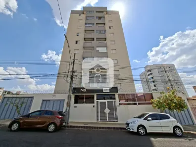 Apartamento com 2 Quartos para alugar, 66m² no Santa Mônica, Uberlândia