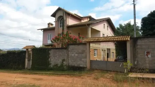 Casa com 4 Quartos à venda, 350m² no Loteamento do Carmindo (Colônia do Marçal), São João Del Rei
