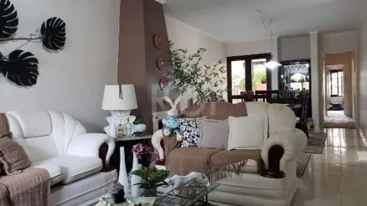 Casa com 3 Quartos à venda, 300m² no Espírito Santo, Porto Alegre