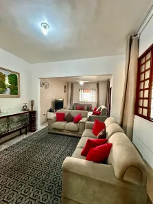 Casa com 3 Quartos à venda, 300m² no Jardim Novo Mundo, Goiânia