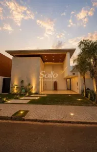 Casa de Condomínio com 3 Quartos à venda, 191m² no Granada, Uberlândia
