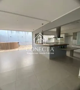 Casa com 4 Quartos para alugar, 360m² no Jardim Karaíba, Uberlândia