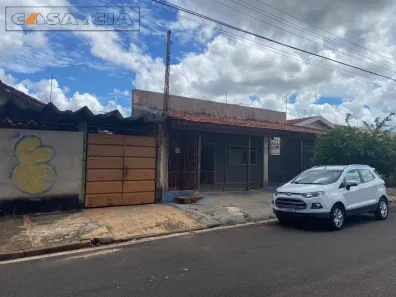 Casa com 2 Quartos à venda, 300m² no Jardim Godoy, Bauru
