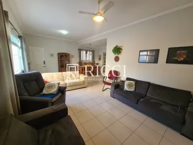 Sobrado com 3 Quartos à venda, 172m² no Campo Grande, Santos
