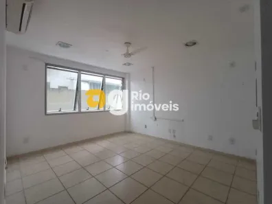 Sala Comercial para alugar, 30m² no Vila Valqueire, Rio de Janeiro