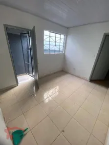 Casa com 1 Quarto para alugar, 40m² no Vila Mangalot, São Paulo