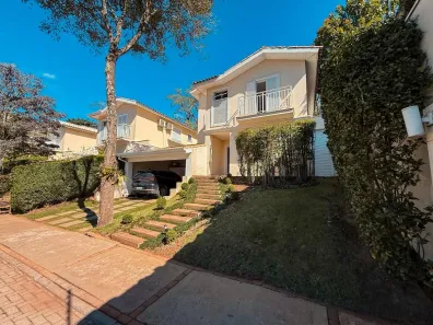 Casa de Condomínio com 3 Quartos à venda, 245m² no Bosque do Vianna, Cotia