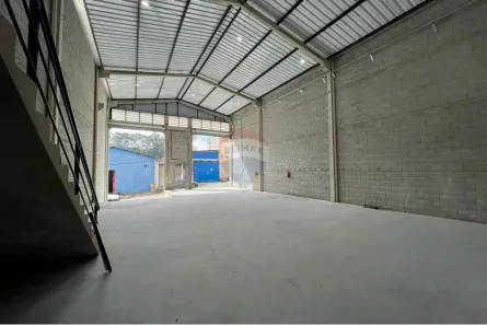 Galpão/Depósito/Armazém para alugar, 320m² no Vila Carlina, Mauá