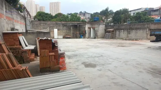 Lote/Terreno para alugar, 650m² no Vila Perus, São Paulo