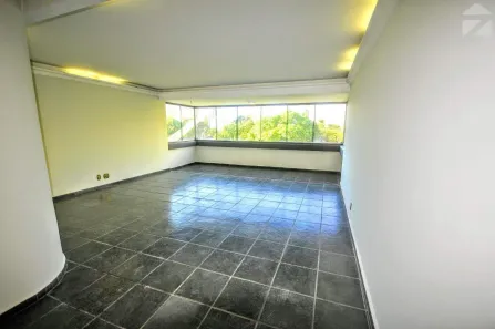 Apartamento com 3 Quartos para alugar, 190m² no Cambuí, Campinas