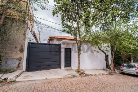Casa com 3 Quartos à venda, 250m² no Santo Amaro, São Paulo