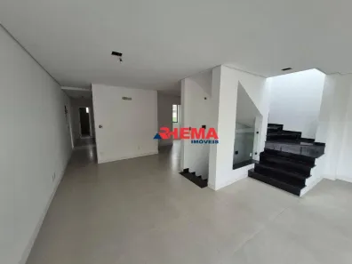 Sobrado com 3 Quartos à venda, 215m² no Boqueirão, Santos