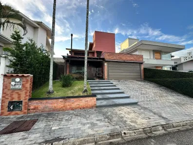 Casa com 3 Quartos para alugar, 200m² no Pedra Branca, Palhoça