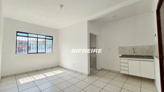 Apartamento com 1 Quarto para alugar, 17m² no Vila Palmares, Santo André