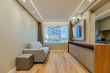 Apartamento com 3 Quartos à venda, 81m² no São Sebastião, Porto Alegre