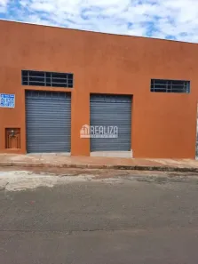 Casa com 1 Quarto para alugar, 10m² no Jardim Uberaba, Uberaba