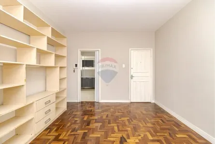 Apartamento com 2 Quartos à venda, 75m² no Centro, Curitiba