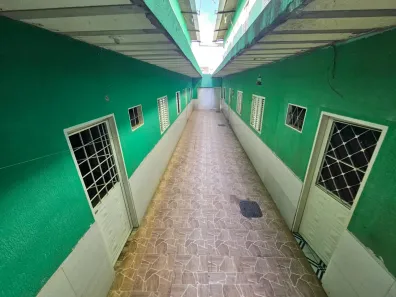 Prédio Comercial com 8 Quartos à venda, 200m² no Arapoanga, Brasília
