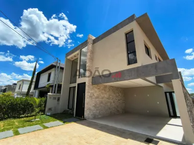 Casa de Condomínio com 4 Quartos à venda, 210m² no Jardins Capri, Senador Canedo