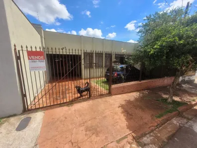 Casa com 3 Quartos à venda, 166m² no Jardim Londrilar, Londrina