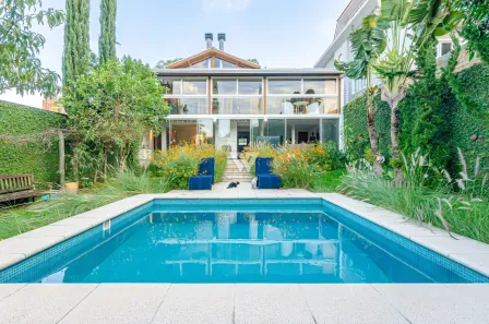 Casa com 2 Quartos à venda, 250m² no Mossunguê, Curitiba