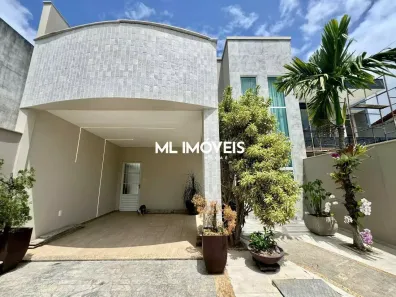 Casa com 3 Quartos à venda, 222m² no Lagoa, Macaé