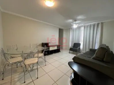 Apartamento com 3 Quartos para alugar, 75m² no Zona 07, Maringá