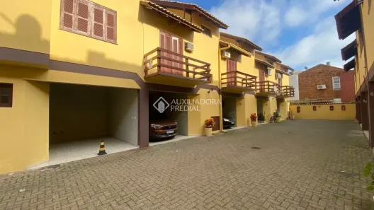 Casa de Condomínio com 3 Quartos à venda, 150m² no Serraria, Porto Alegre