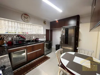 Sobrado com 3 Quartos à venda, 180m² no Parque Jabaquara, São Paulo
