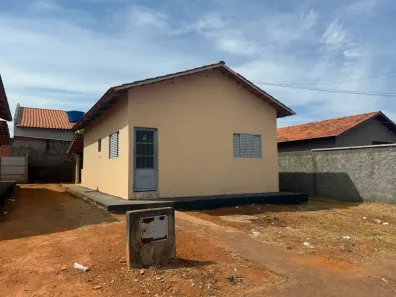 Casa com 3 Quartos à venda, 225m² no Residencial Francielly Ribeiro, Goianira