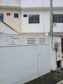 Casa de Condomínio com 2 Quartos para alugar, 60m² no Taquara, Rio de Janeiro