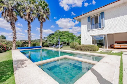Casa com 5 Quartos para venda ou aluguel, 650m² no Centro, Porto Feliz