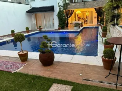 Sobrado com 4 Quartos para venda ou aluguel, 600m² no Vila Bertioga, São Paulo