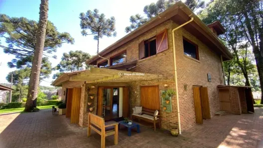 Casa com 3 Quartos à venda, 237m² no Palace Hotel, Canela