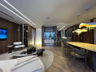 Apartamento com 3 Quartos à venda, 177m² no Campo Comprido, Curitiba