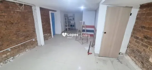 Prédio Comercial para alugar, 237m² no Grajaú, Rio de Janeiro