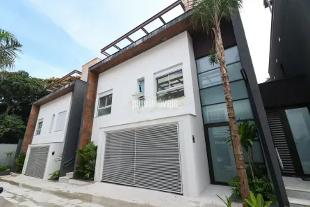 Casa de Condomínio com 3 Quartos à venda, 375m² no Jardim dos Estados, São Paulo