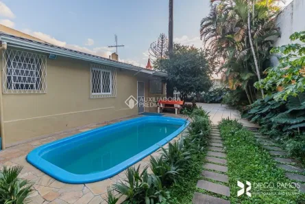 Casa com 4 Quartos à venda, 252m² no Navegantes, Porto Alegre