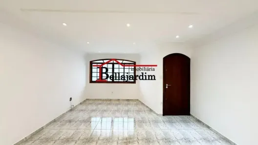 Sobrado com 4 Quartos para alugar, 236m² no Vila Guiomar, Santo André