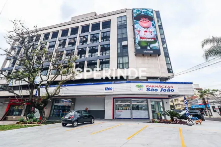 Sala Comercial para alugar, 250m² no Moinhos de Vento, Porto Alegre