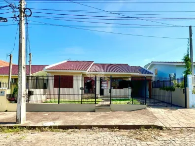 Casa com 3 Quartos à venda, 197m² no Pinheiro Machado, Santa Maria