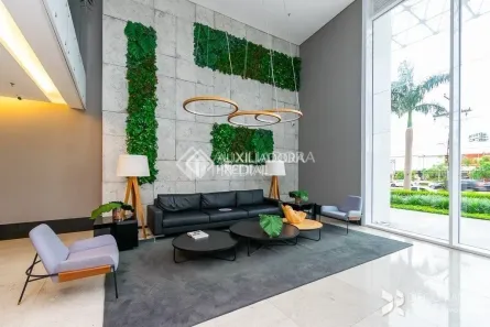 Sala Comercial à venda, 74m² no Chácara das Pedras, Porto Alegre